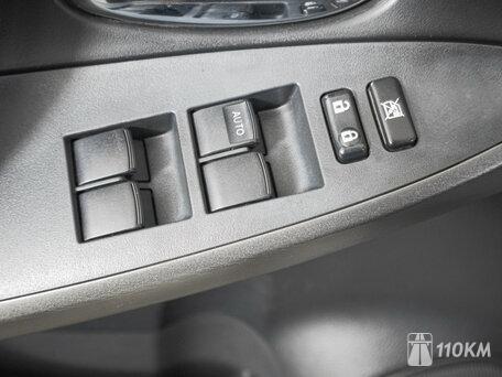Toyota, RAV4, 2000, 148, бензин, внедорожник, вариатор, полный привод, среднее состояние, левый, серебряный, 1 549 000 ₽